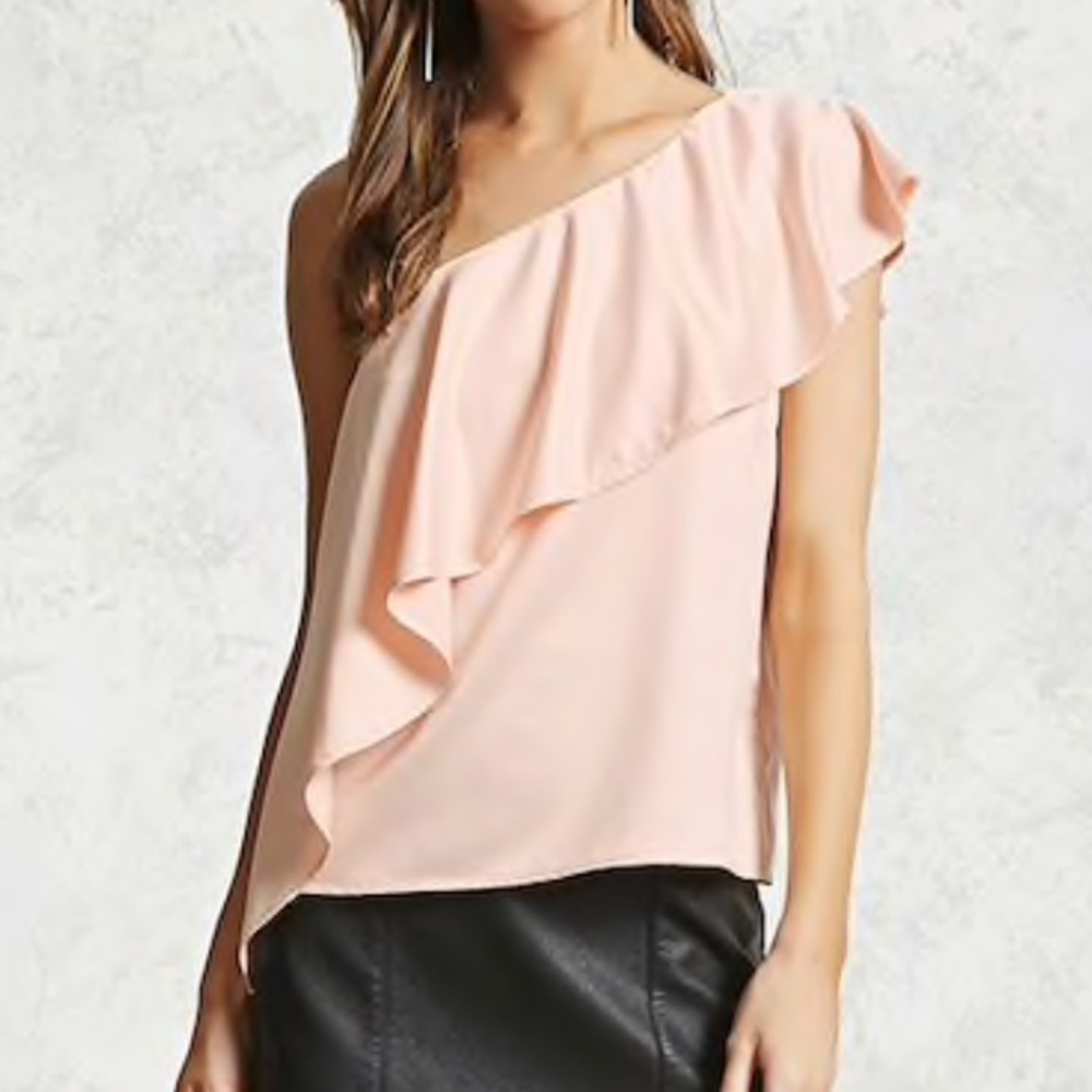 💕 NWT Forever 21 One Shoulder Flounce Top